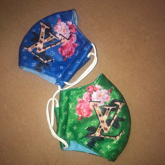 Mask - Picture 13 of 16